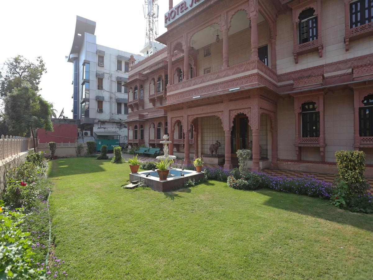 Oyo 7880 Hotel Navrang Kota  Exterior foto